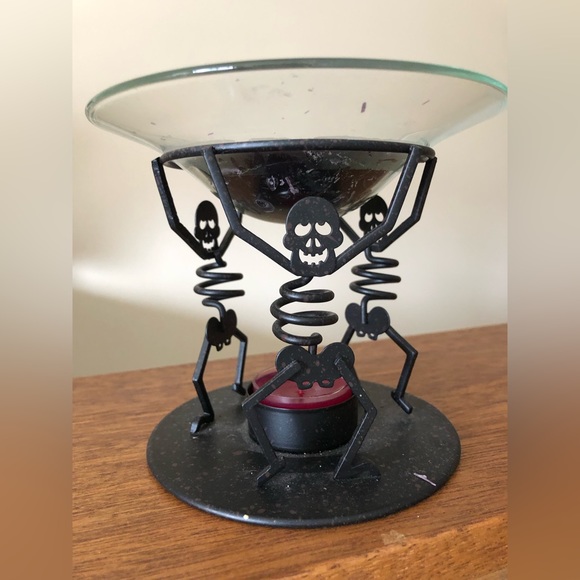 PartyLite Other - Skeleton Tealight Warmer ~ Halloween